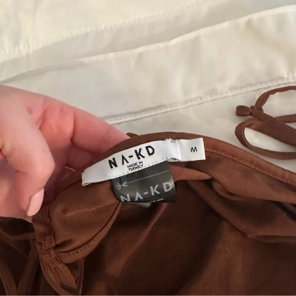 Brown Drawstring Women's Bag - Picture 3 of 3